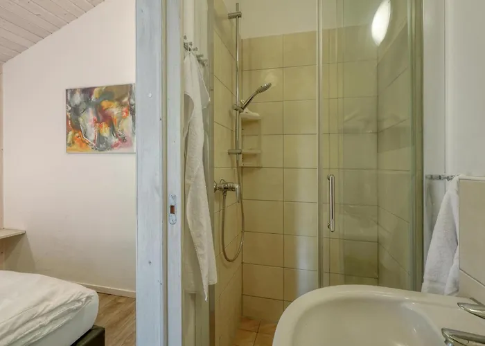 Schmugglerstieg 9b - Dorf 5 *